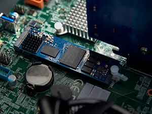 Kingston DC2000B M.2 NVMe PCIe Enterprise SSD